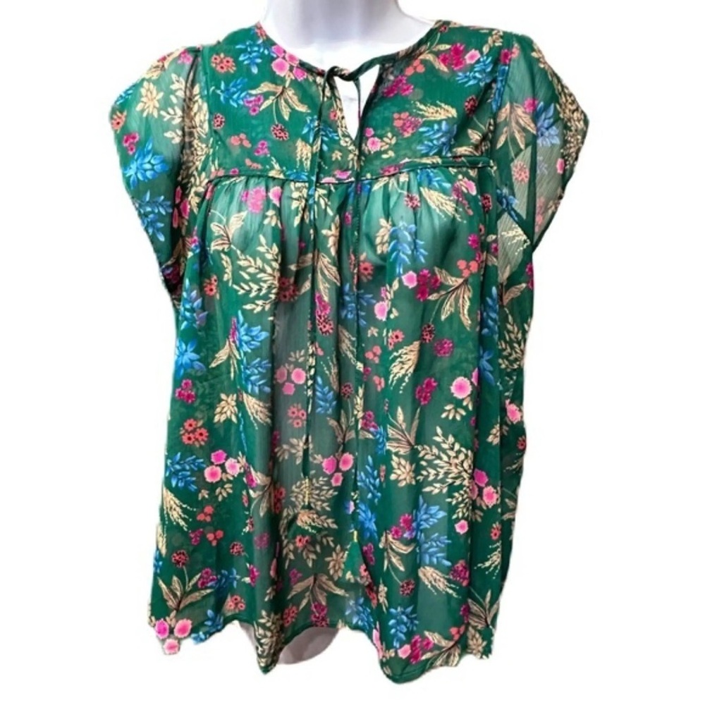 Everly size small Green Floral Blouse